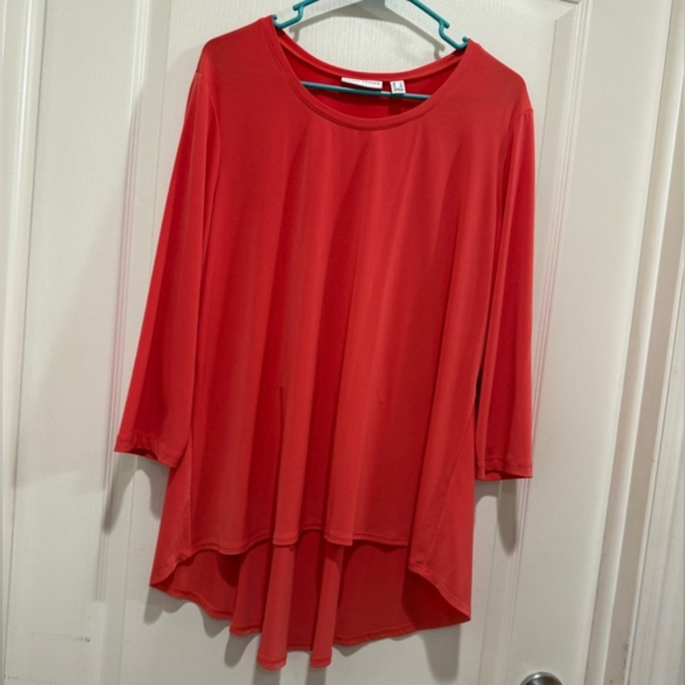 Susan Graver Vibrant Red Tunic Top NWOT
